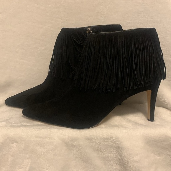 Sam Edelman Kandice Black Suede Pointed Toe Fringed Ankle Booties Boots Size 9. - Picture 2 of 6